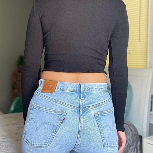 Garage Black Crop Graphic Long-sleeve Shirt - Picture 6 of 6